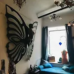 Loft D Artistes Avec Patio Au Port De * Niza