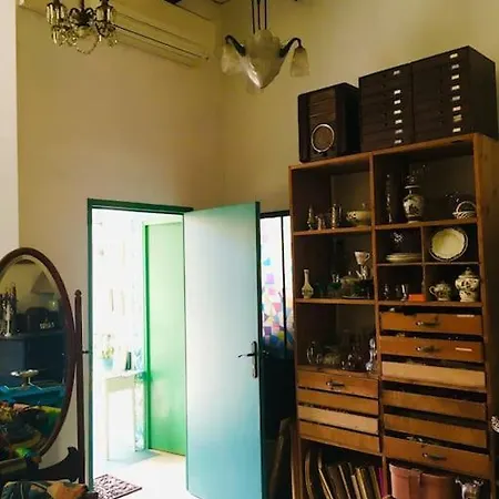 Loft D Artistes Avec Patio Au Port De Lägenhet Nice