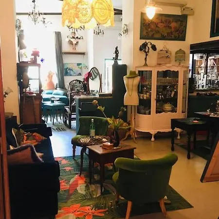 Apartman Loft D Artistes Avec Patio Au Port De