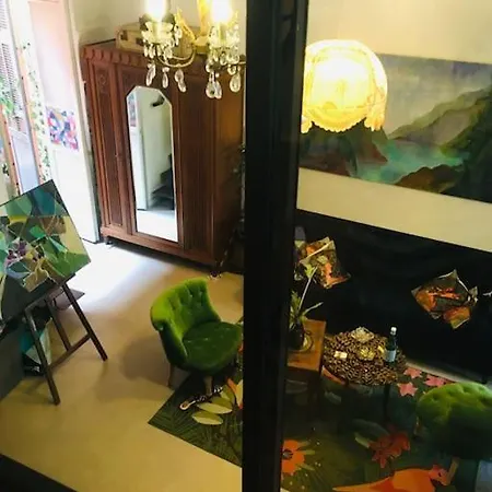 Apartman Loft D Artistes Avec Patio Au Port De